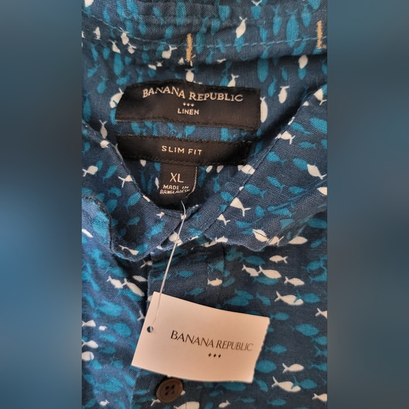 NWT Banana Republic Slim Fit Top - Picture 3 of 5